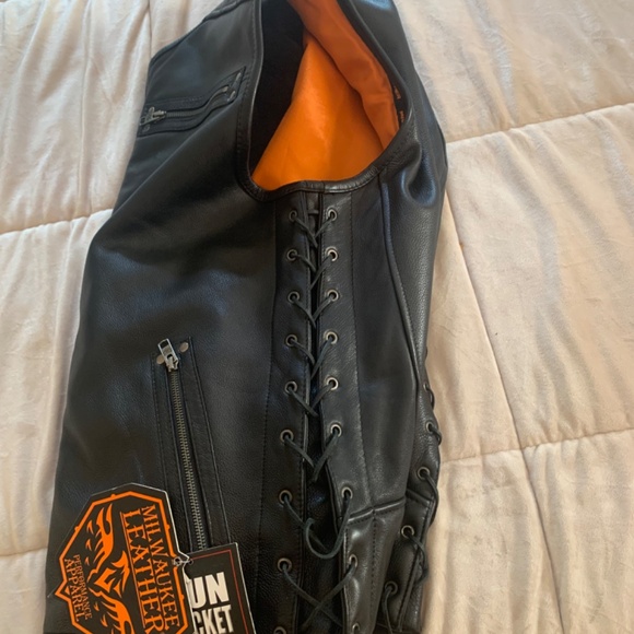 Milwaukee Leather Performance Apparel Concealed Carry Leather Vest XLT - Picture 3 of 7